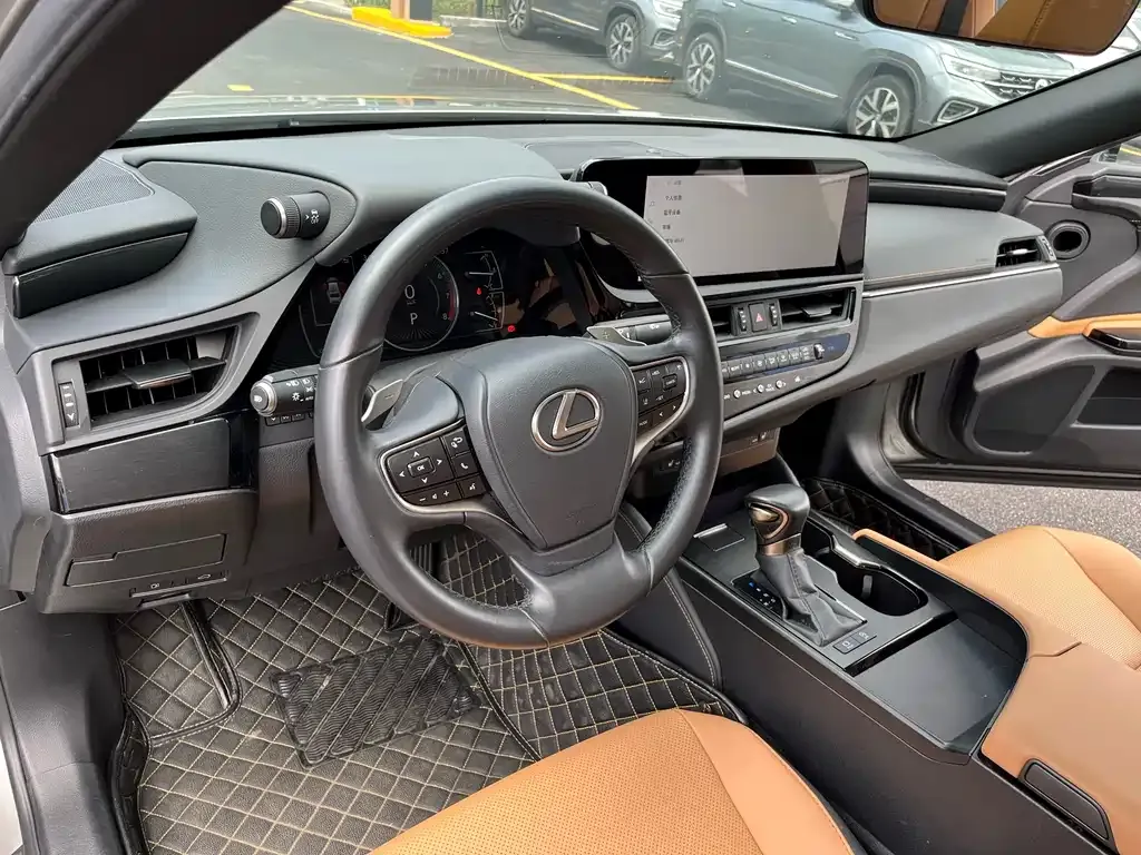 Lexus ES 2024 из CN, фото 4