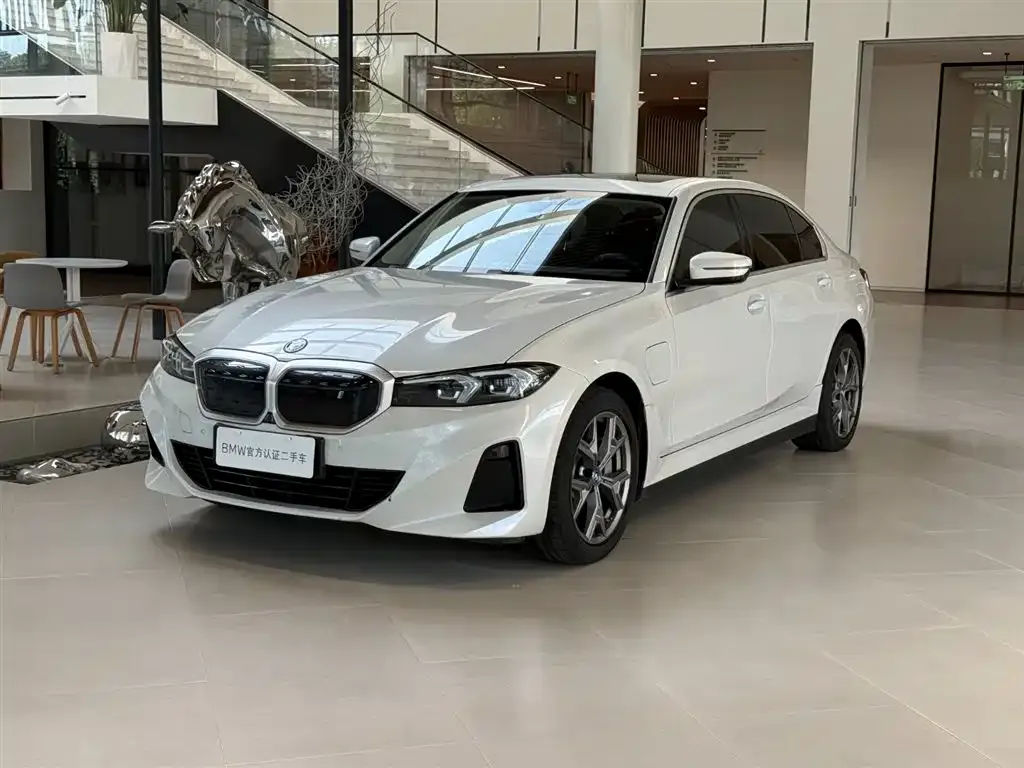 BMW i3 — фото 1