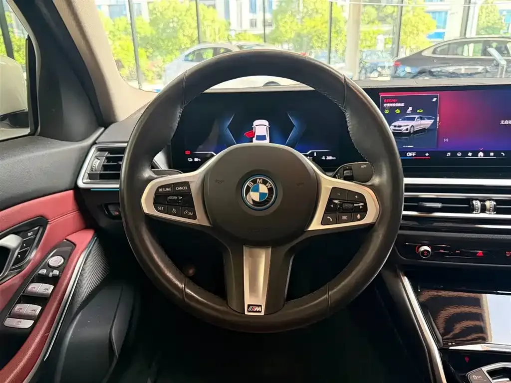 BMW i3 — фото 9