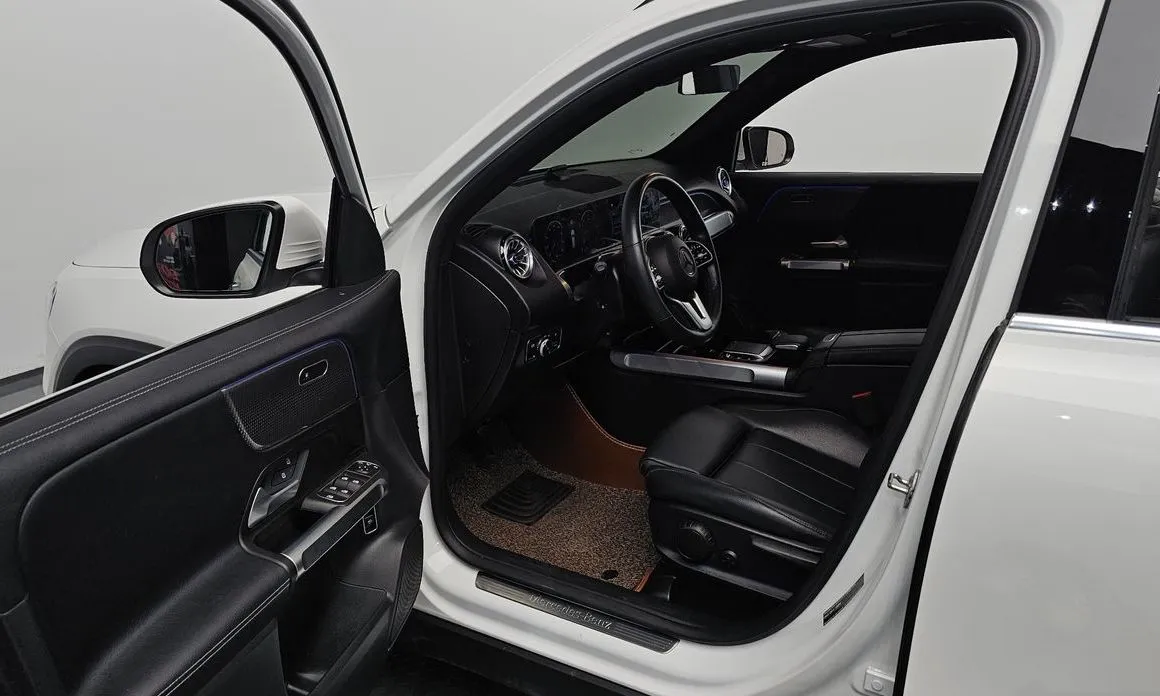 Mercedes-Benz GLB-Class — фото 10