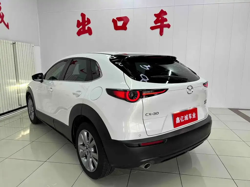 Mazda CX-30 — фото 6