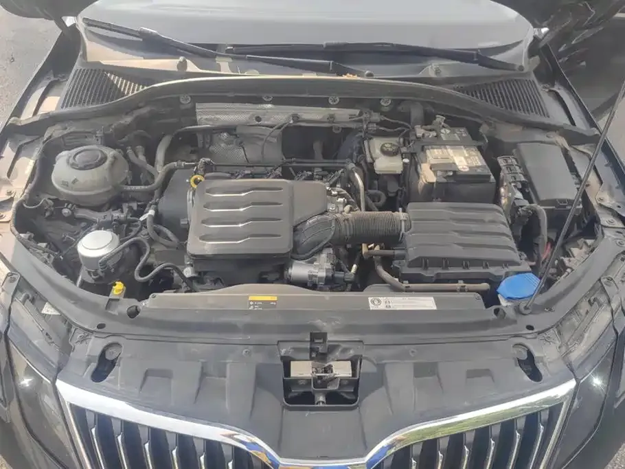 Skoda Octavia — фото 3
