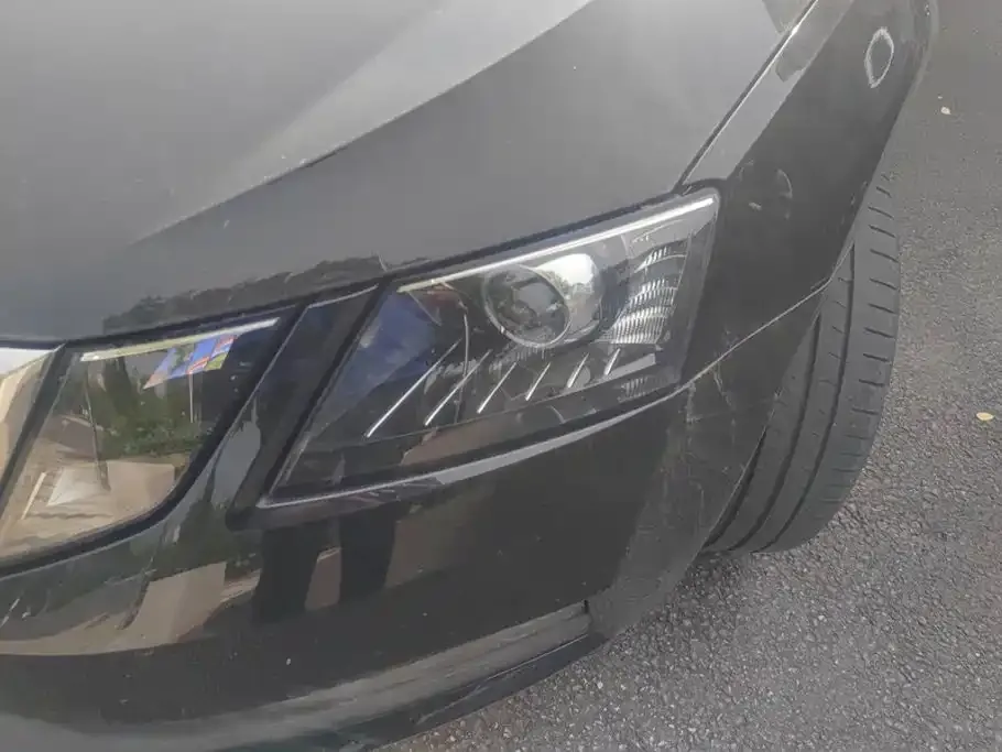 Skoda Octavia — фото 4
