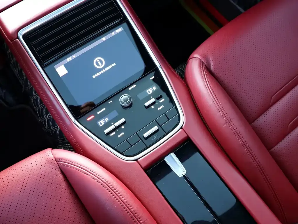 Porsche Panamera — фото 3