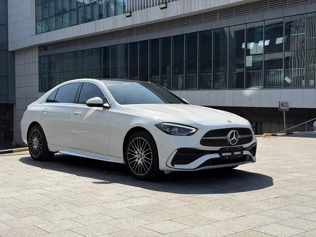 Mercedes-Benz C-Class — фото 4