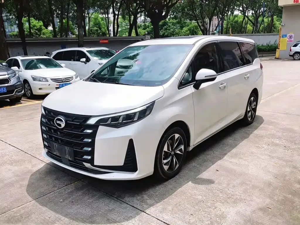 GAC Motor Trumpchi M6 — фото 1