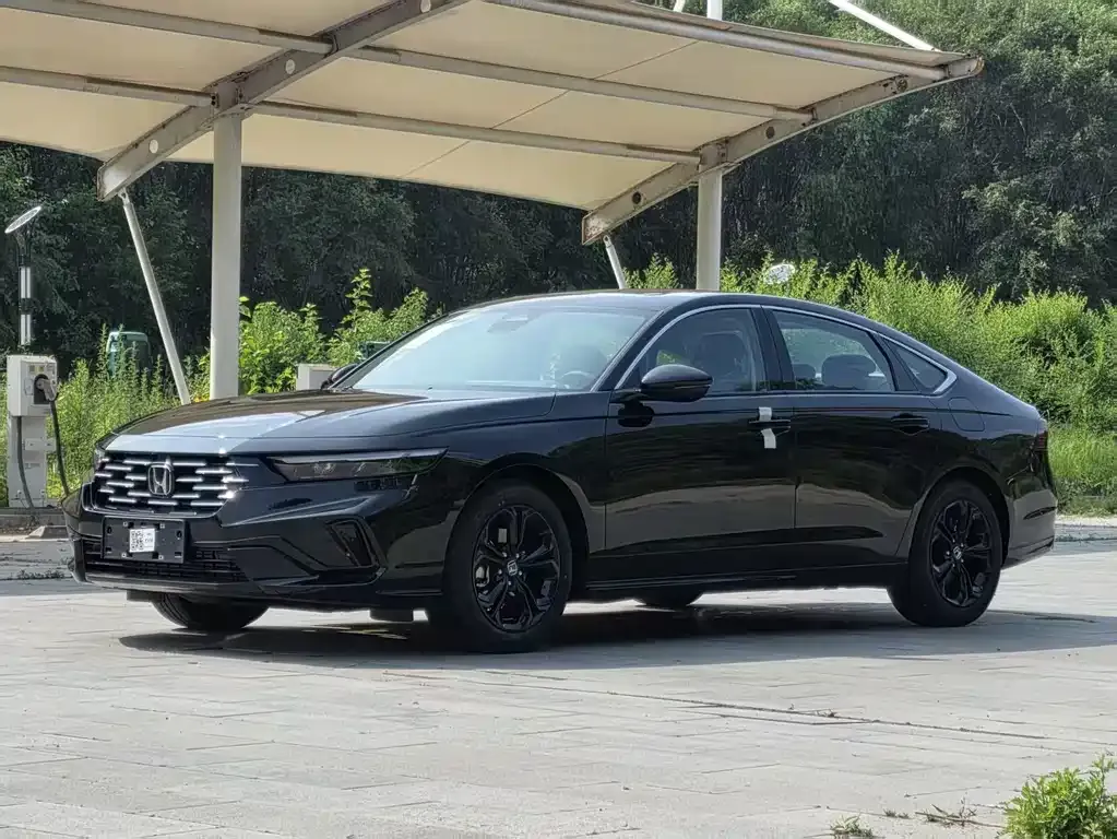 Honda Accord — фото 6
