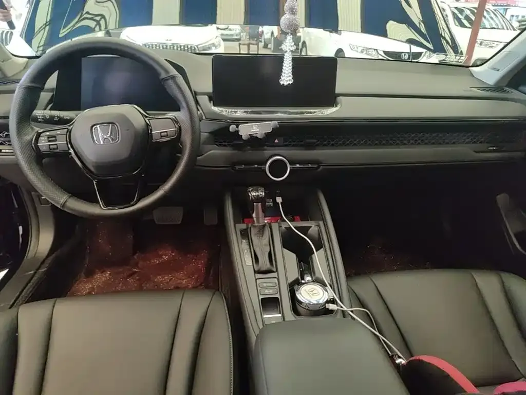 Honda Accord — фото 5