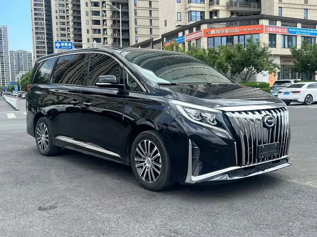 GAC Motor Trumpchi M8 — фото 9
