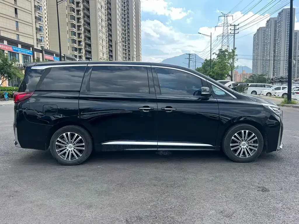 GAC Motor Trumpchi M8 — фото 6