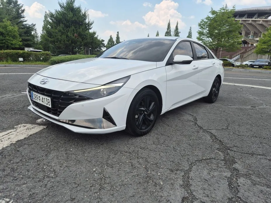 Hyundai AVANTE — фото 4