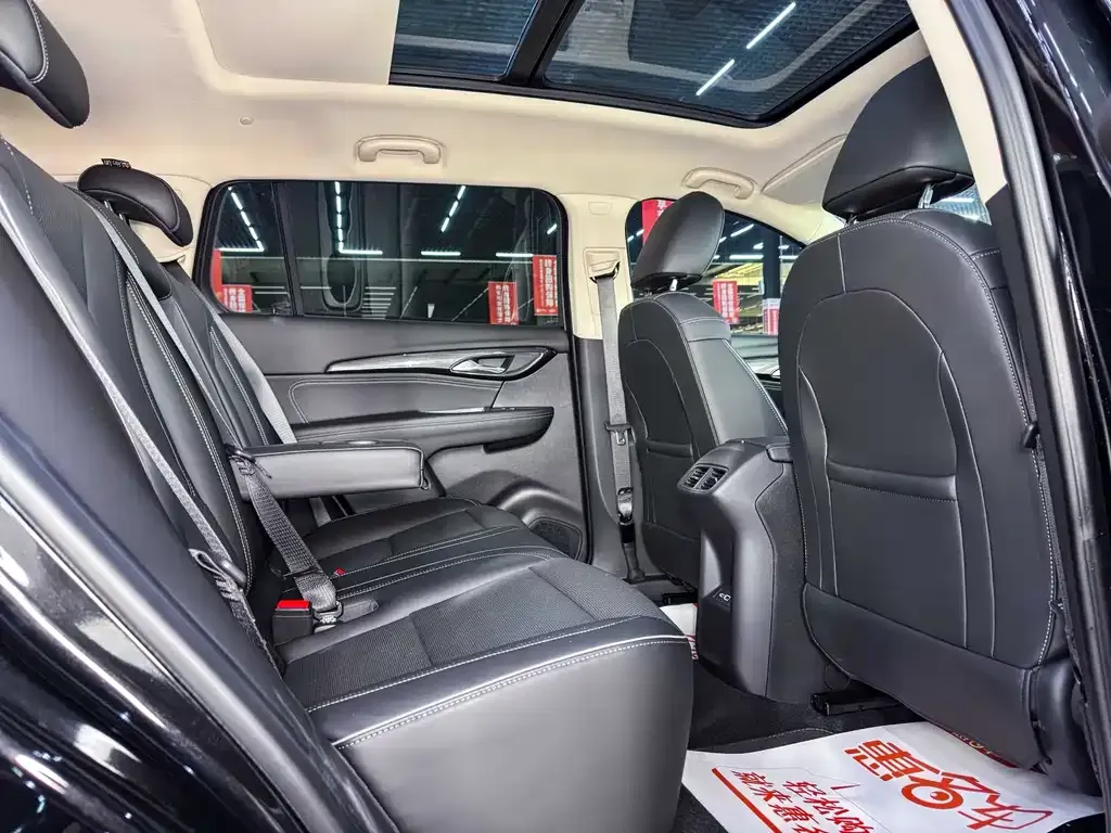 Buick Envision Plus — фото 10