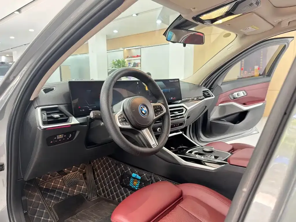 BMW i3 — фото 9