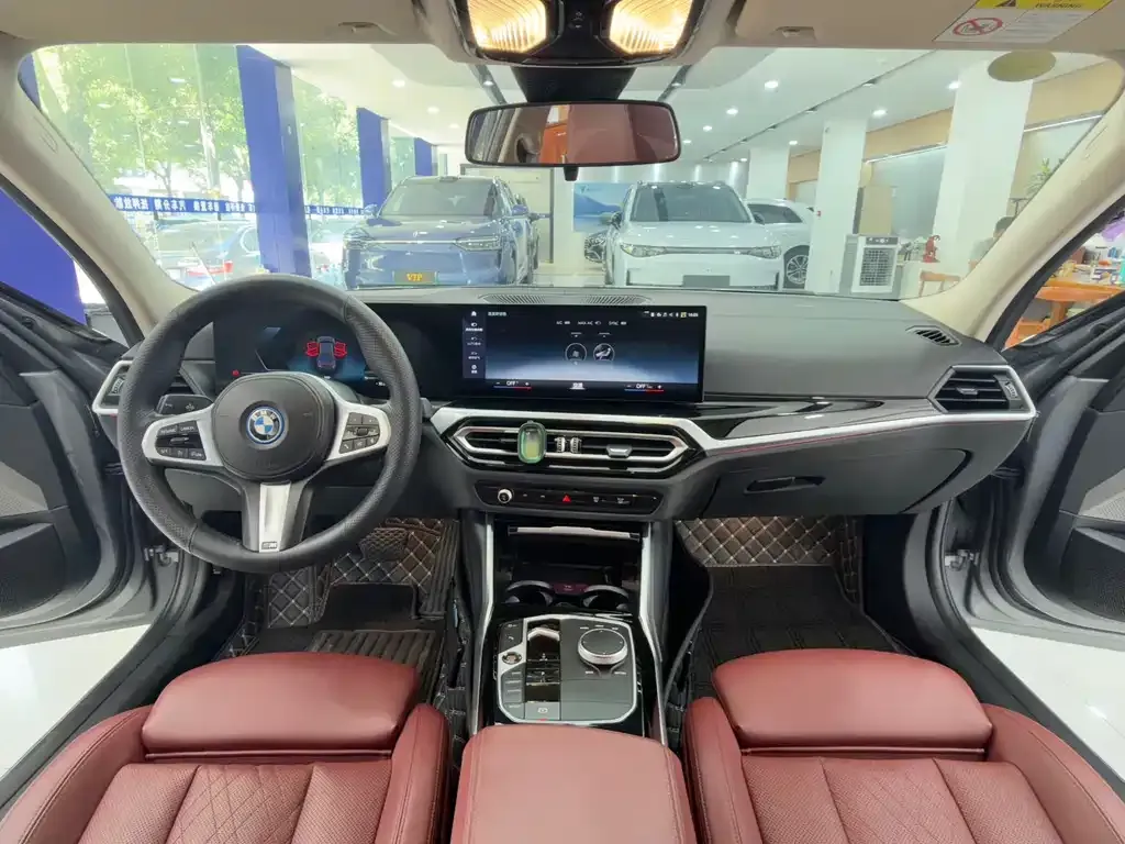 BMW i3 — фото 3