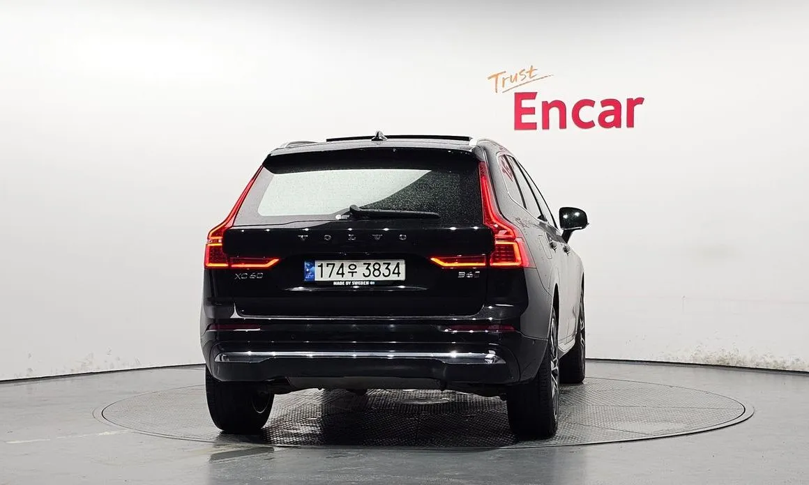 Volvo XC60 — фото 4