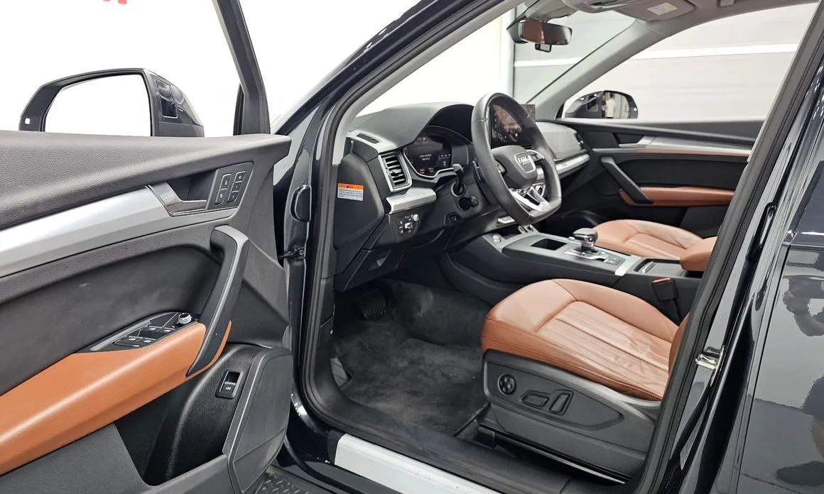 Audi Q5 2023 из KR, фото 8