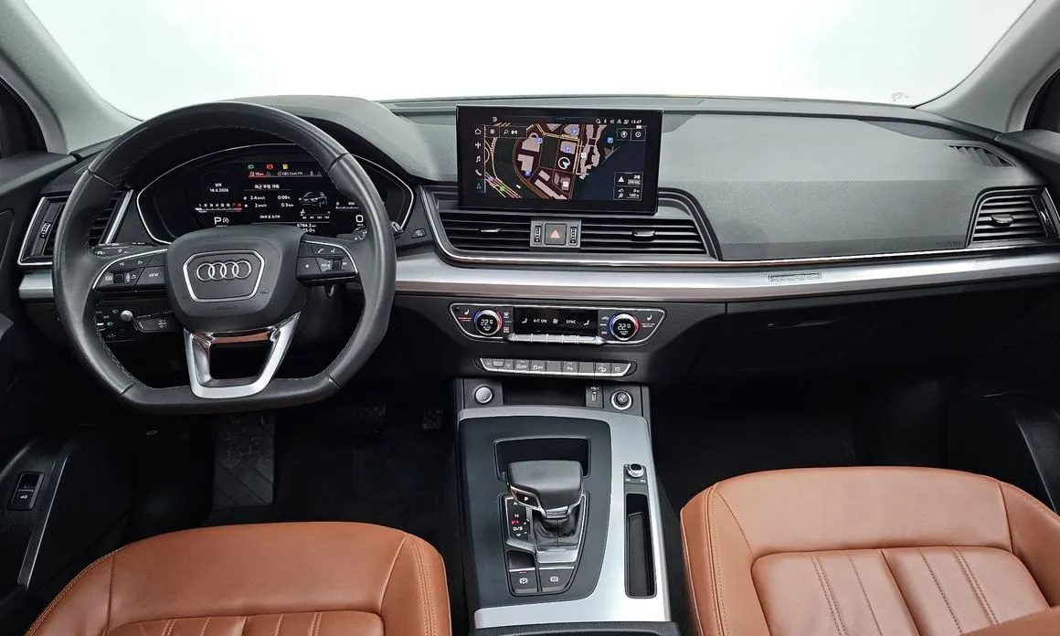 Audi Q5 2023 из KR, фото 2