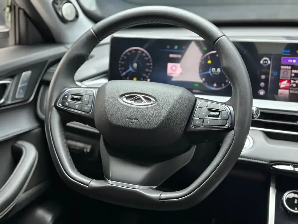 Chery Tiggo 7 PLUS — фото 9
