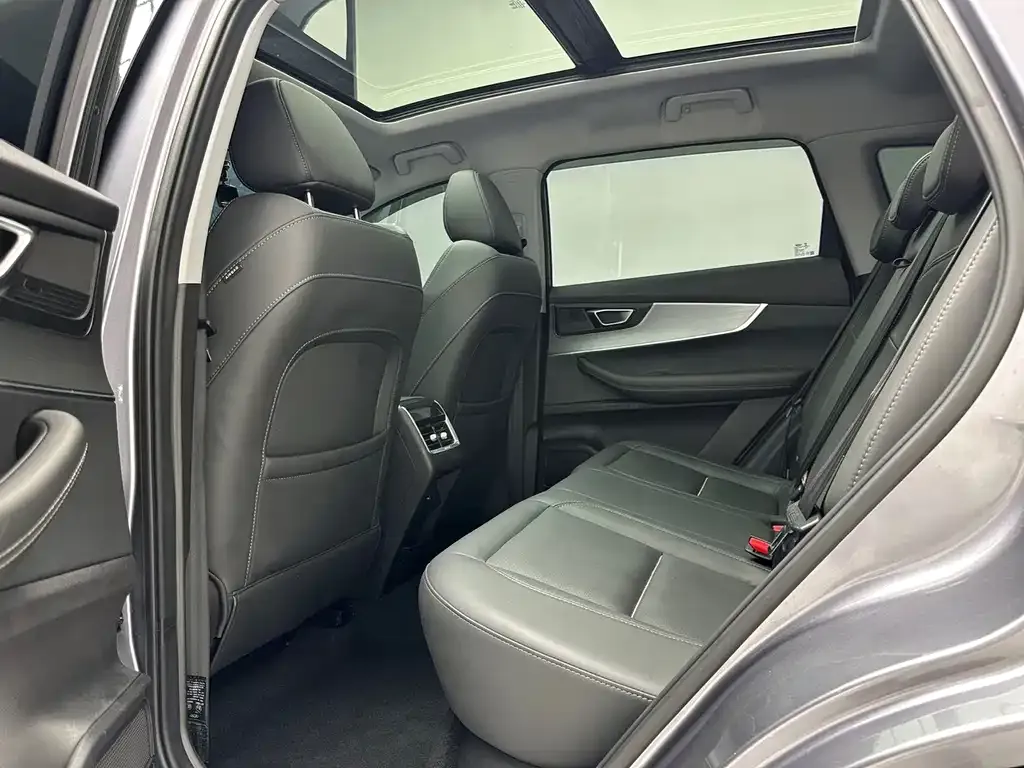 Chery Tiggo 7 PLUS — фото 10