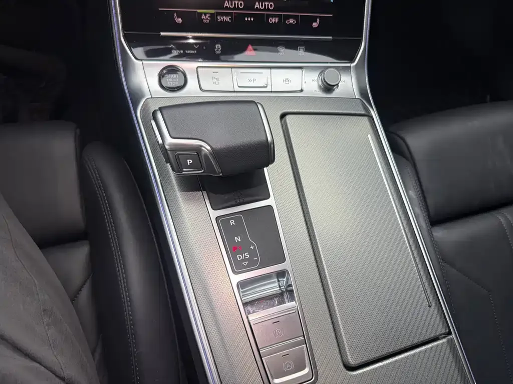 Audi A7 — фото 10