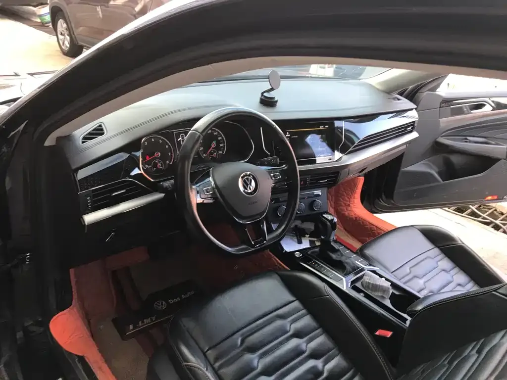 Volkswagen Passat — фото 4