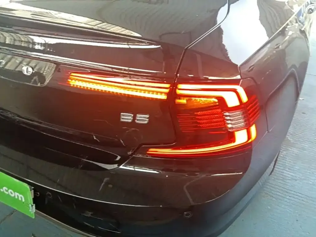 Volvo S90 — фото 9