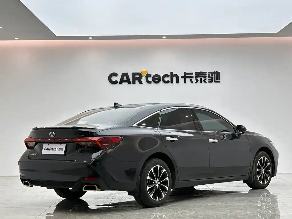 Toyota Avalon — фото 10