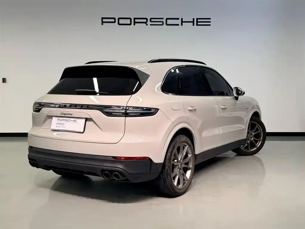 Porsche Cayenne Hybrid — фото 3
