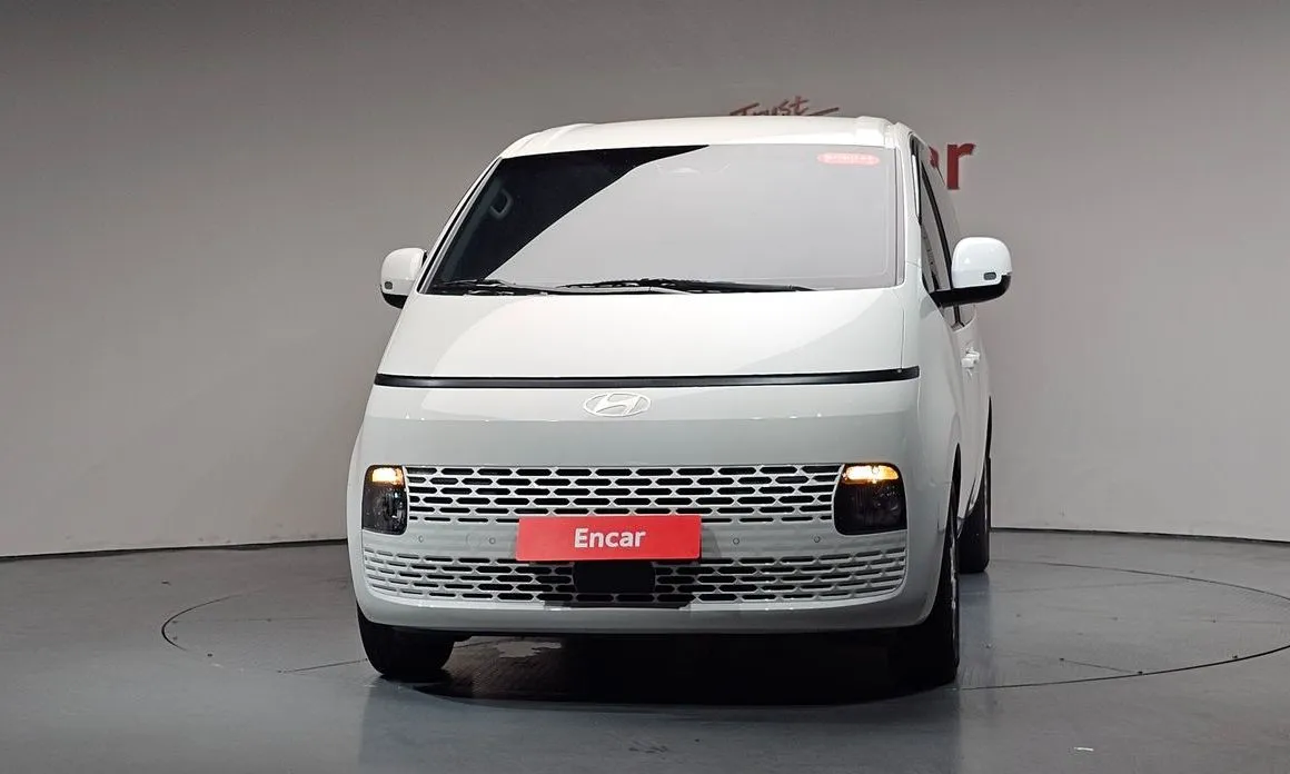 Hyundai Staria — фото 3