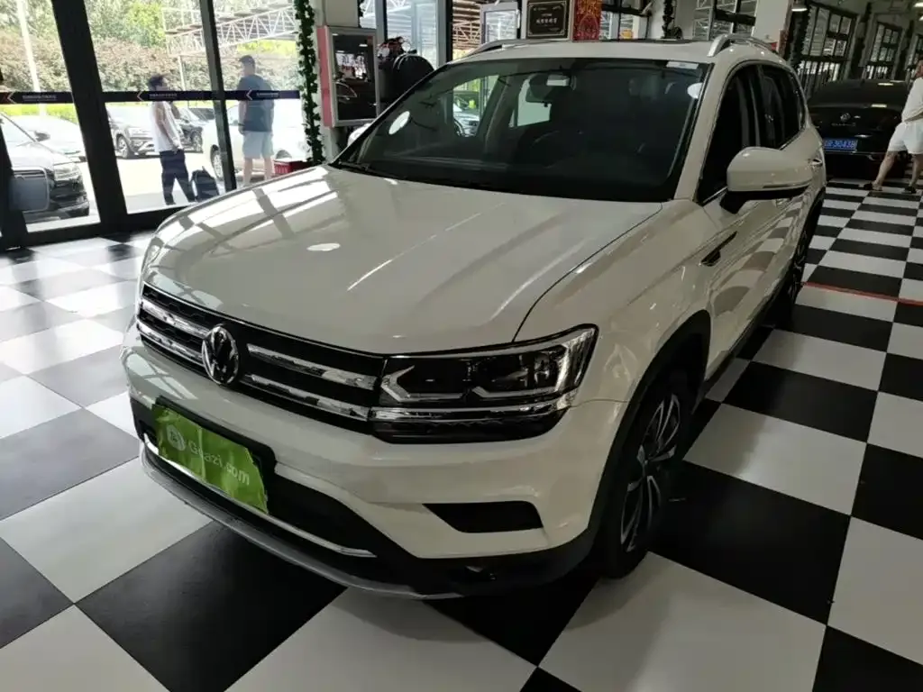 Volkswagen Tharu — фото 9