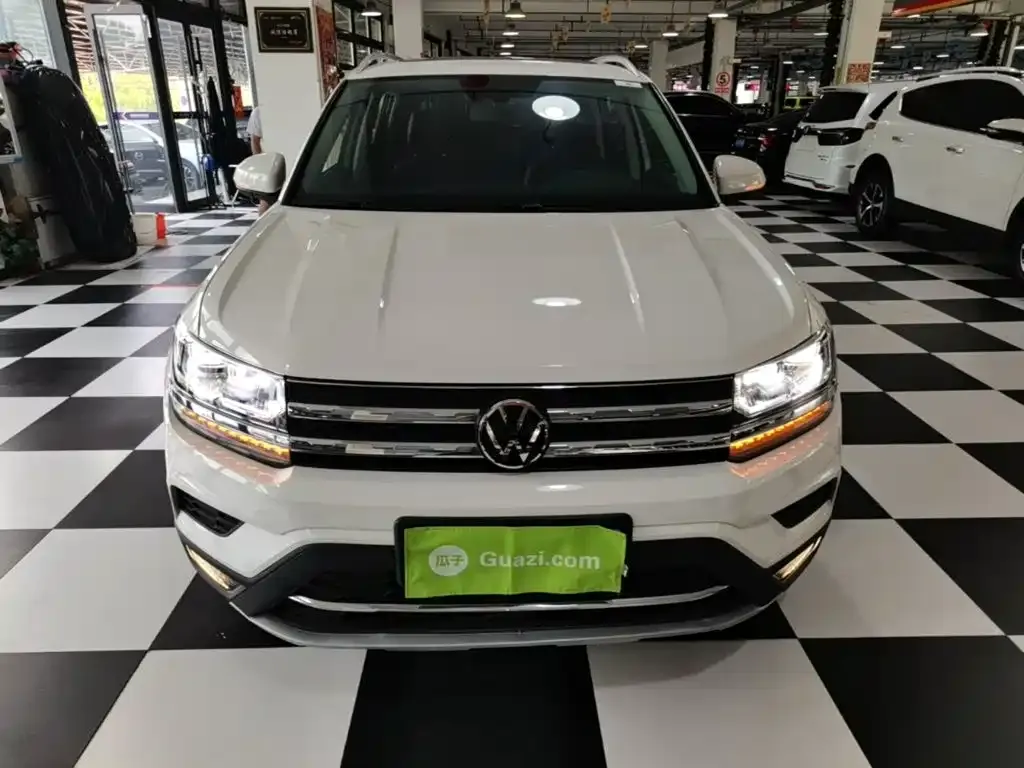 Volkswagen Tharu — фото 6