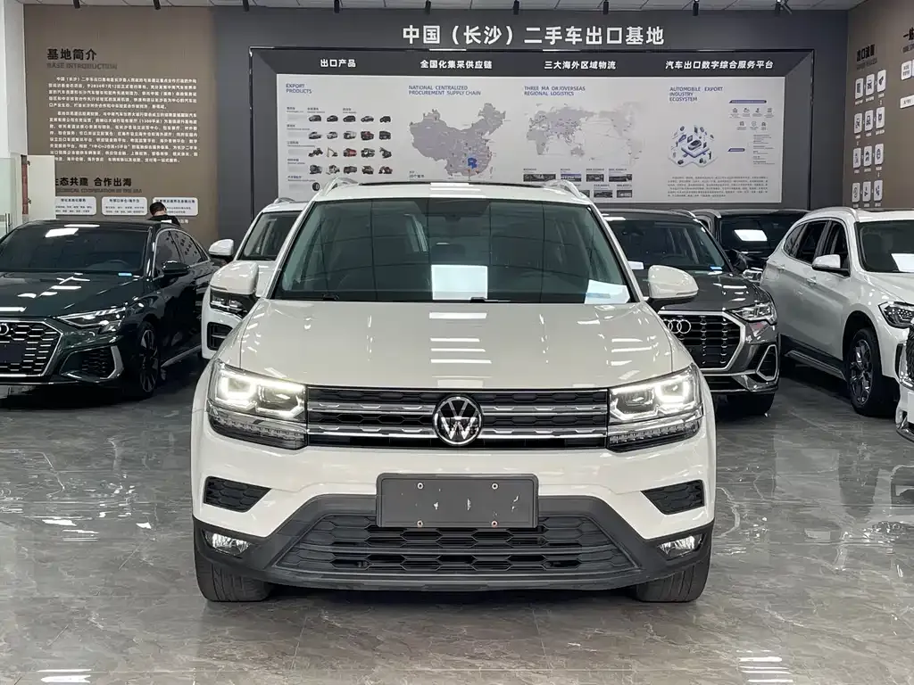 Volkswagen Tharu — фото 2