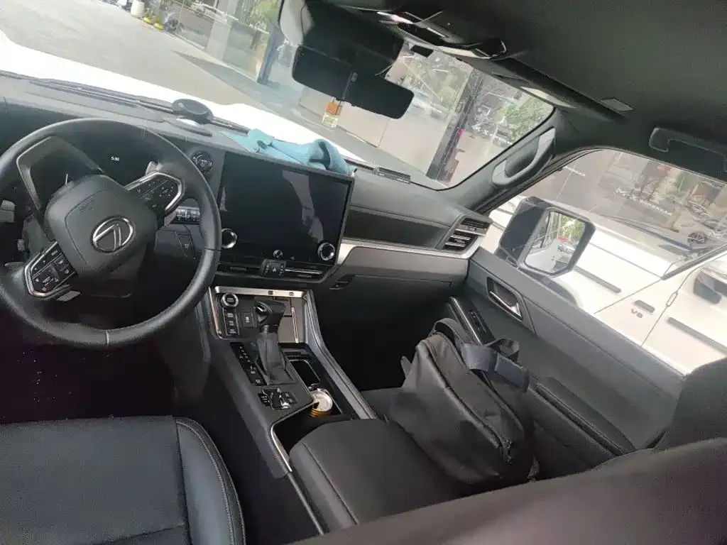 Lexus GX 2025 из CN, фото 5
