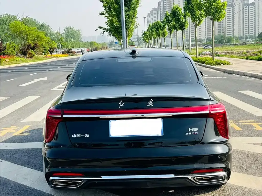 Hongqi H5 — фото 4
