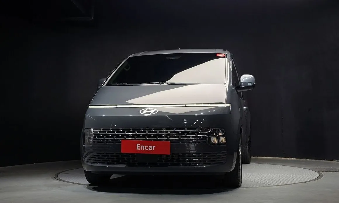 Hyundai Staria — фото 2