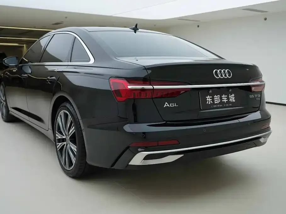 Audi A6L — фото 7