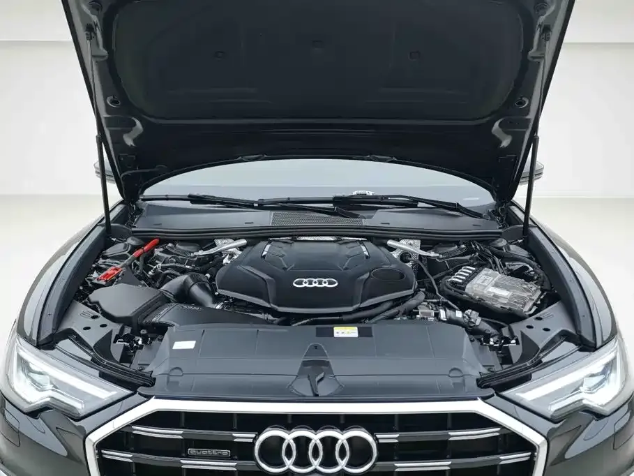 Audi A6L — фото 8