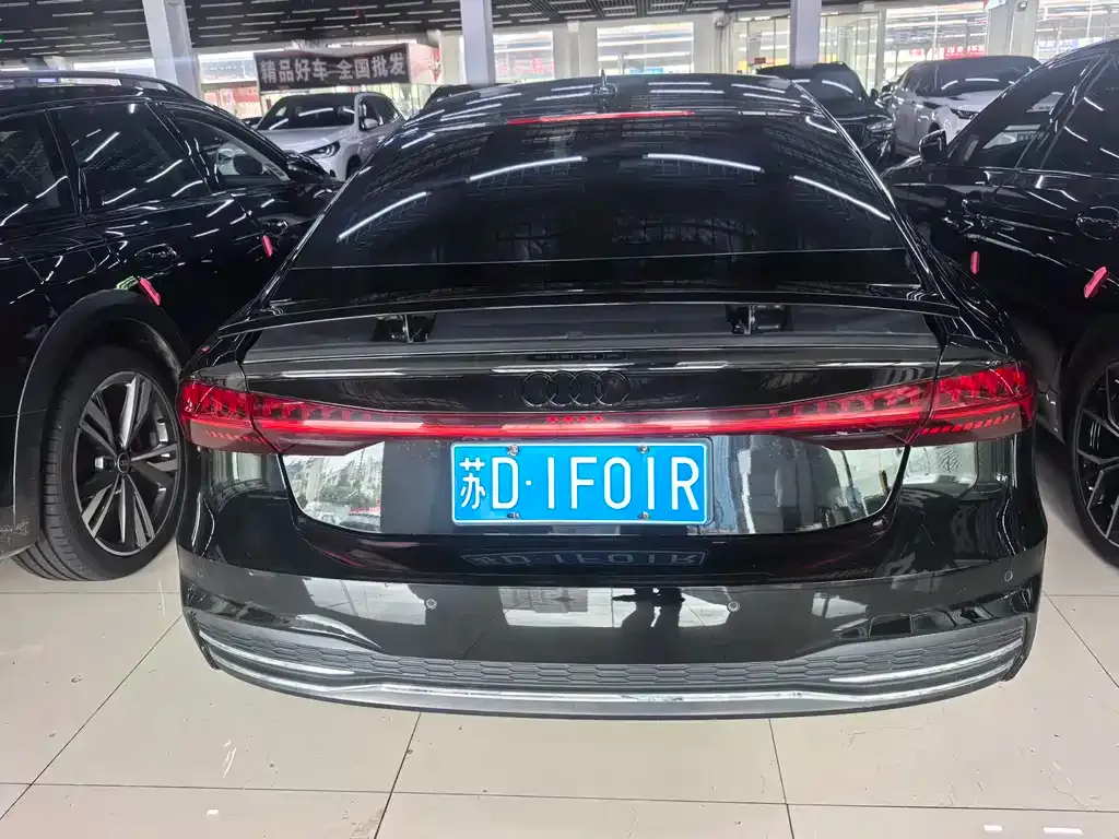 Audi A7 — фото 7