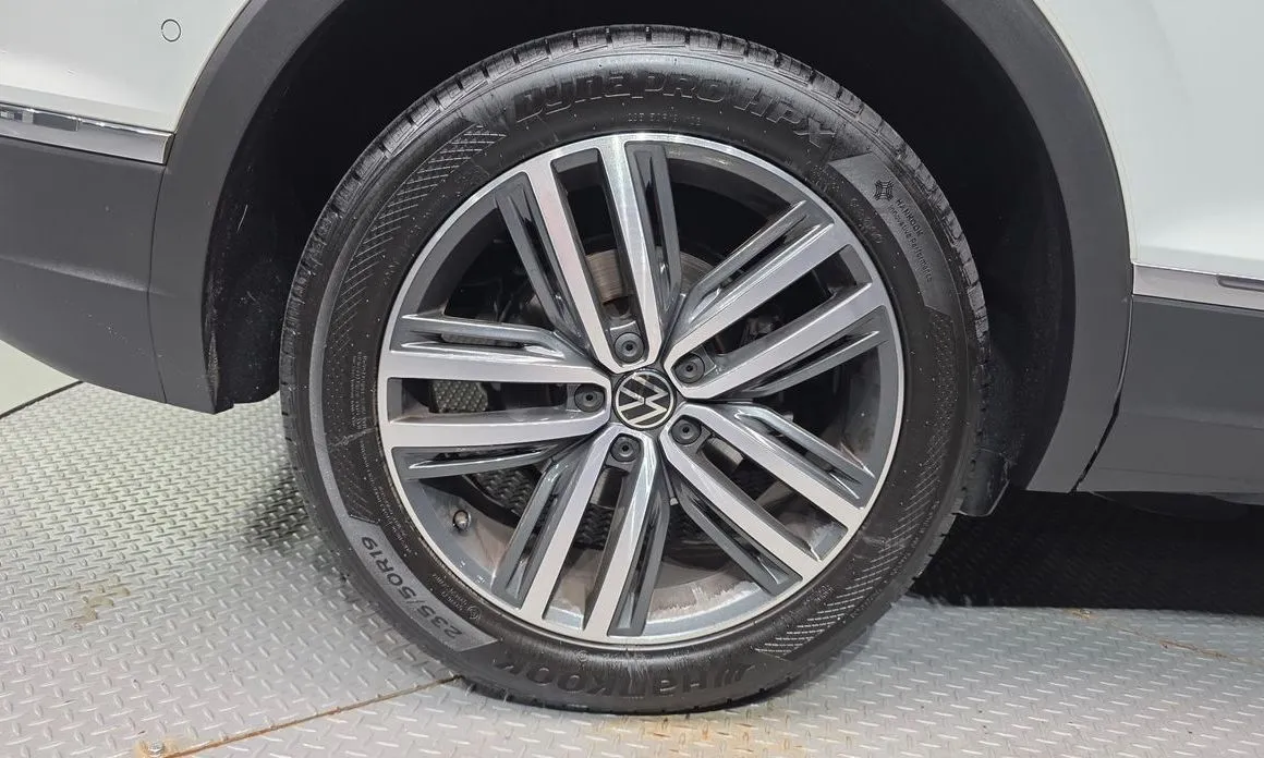 Volkswagen Tiguan — фото 5