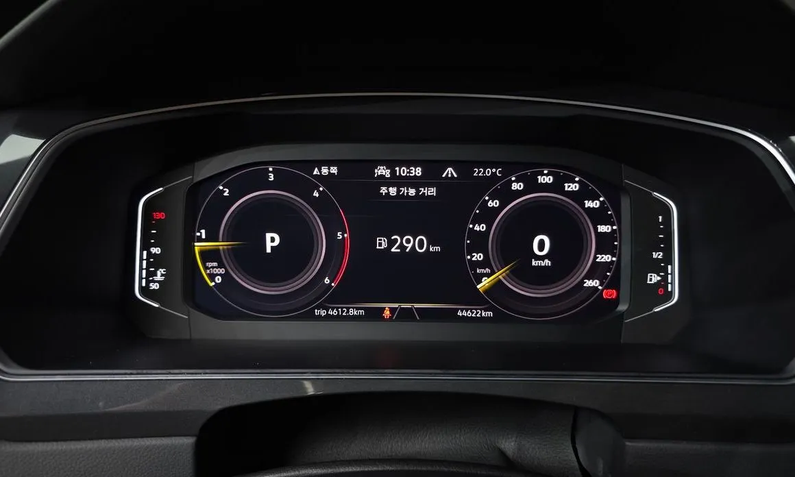 Volkswagen Tiguan — фото 6