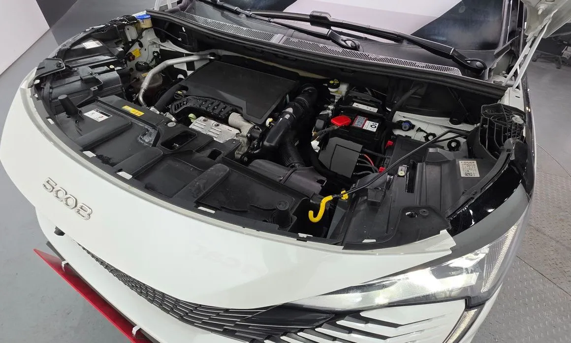 Peugeot 5008 2022 из KR, фото 8
