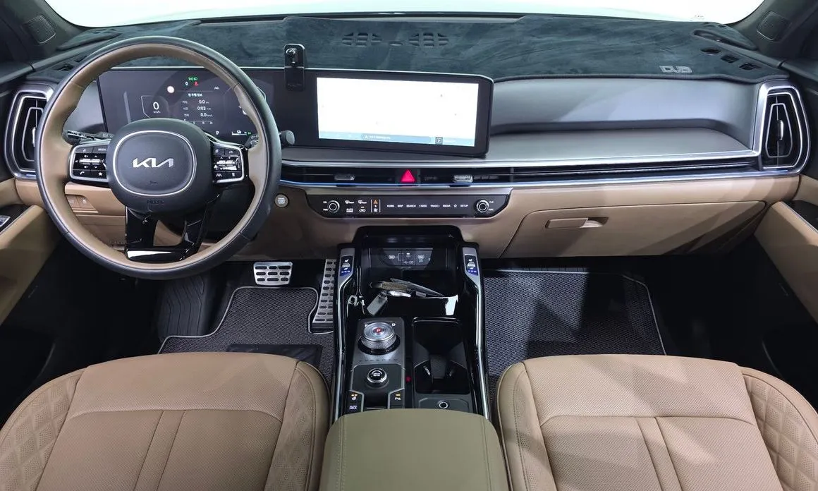 Kia Sorento — фото 8