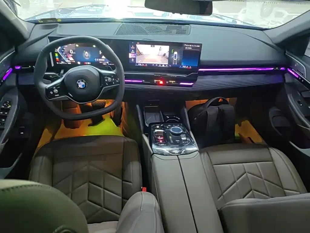 BMW 5 Series — фото 10