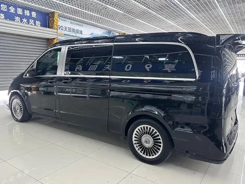 Mercedes-Benz Vito — фото 9