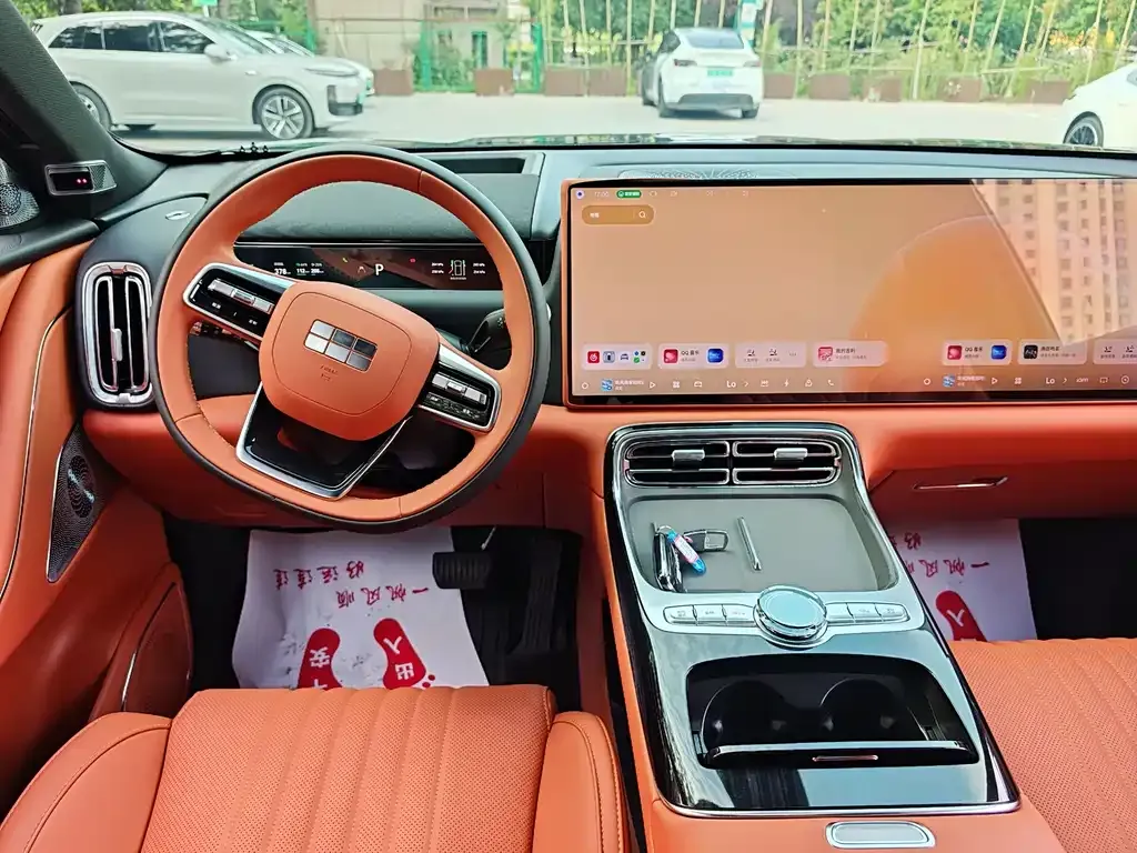 Geely Galaxy M9 — фото 2