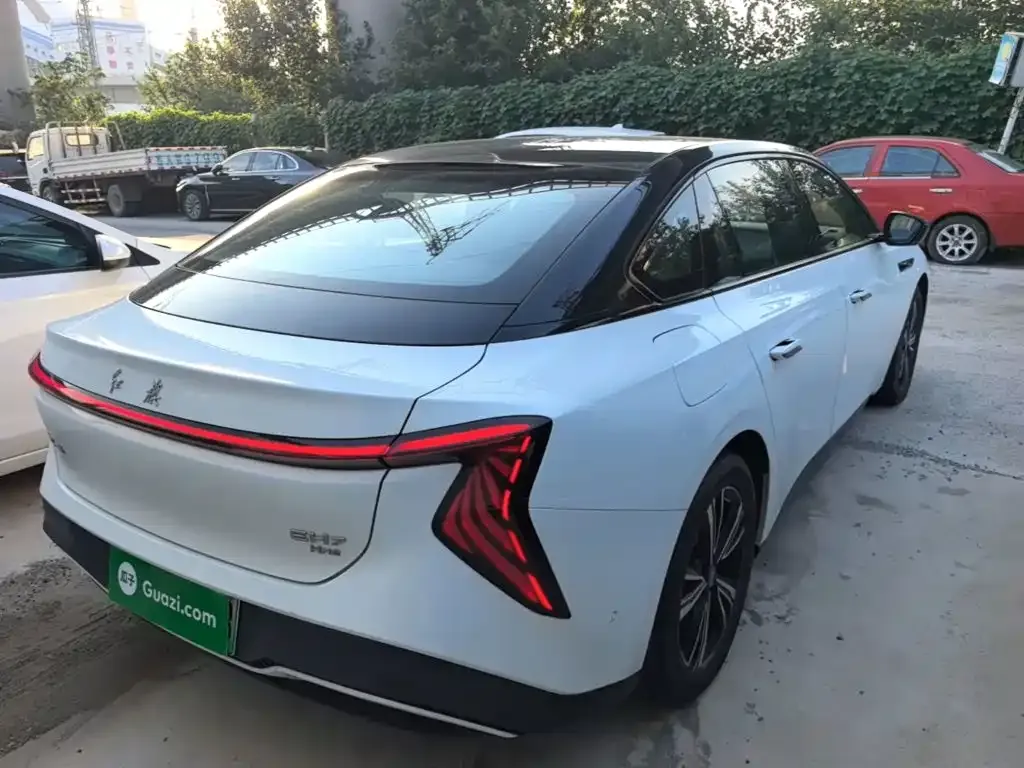 Hongqi EH7 2024 из CN, фото 4