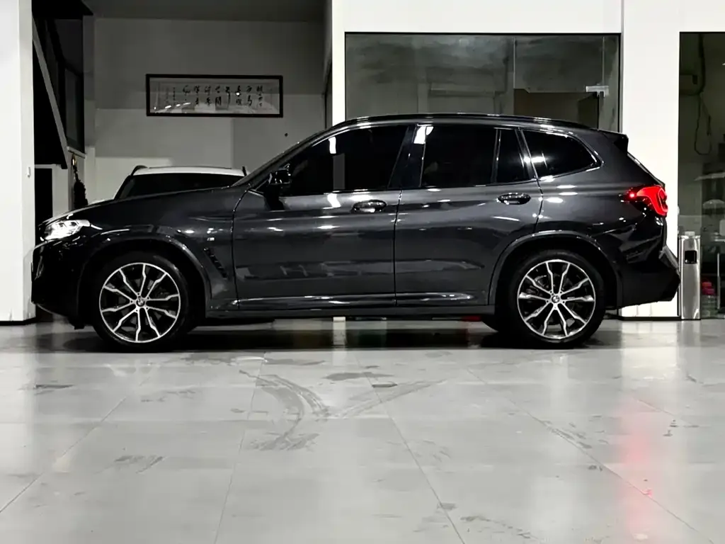 BMW X3 — фото 10