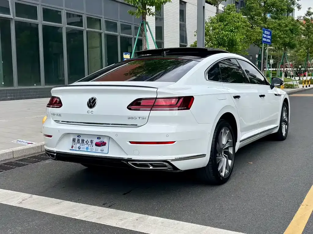 Volkswagen CC — фото 4