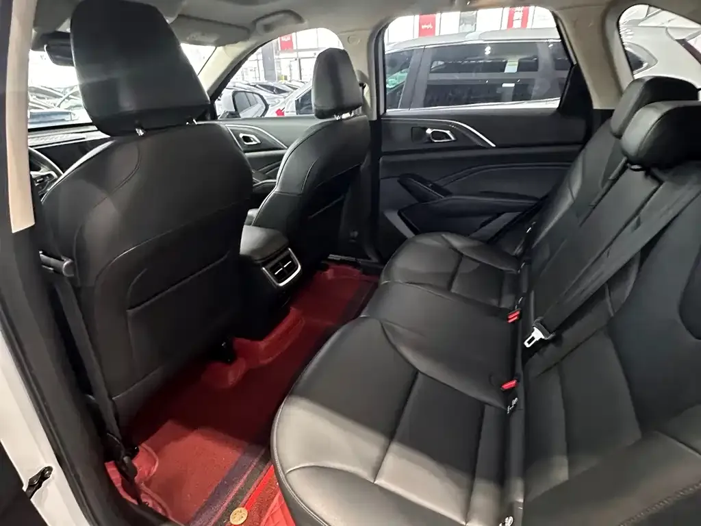 Haval Xiaolong — фото 10