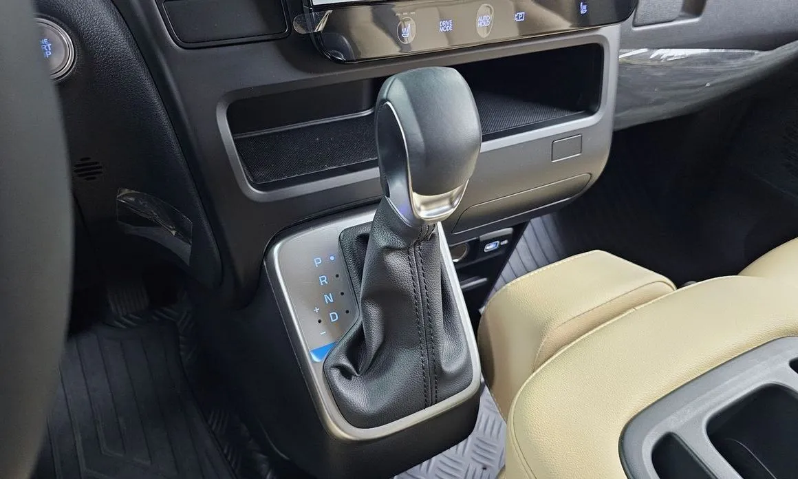 Hyundai Staria — фото 10